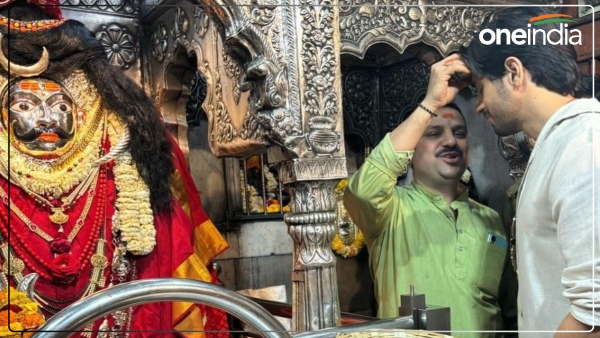 mahashivratri-2024-film-actor-siddharth-malhotra-reached-kashi-seen-in-this-style