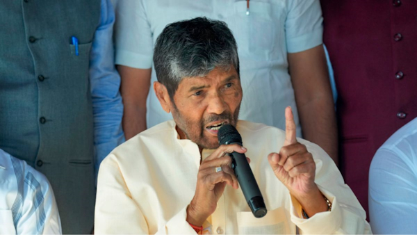 pashupati-paras-vs-chirag-paswan