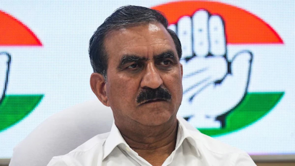 himachal-report-slams-chief-ministers