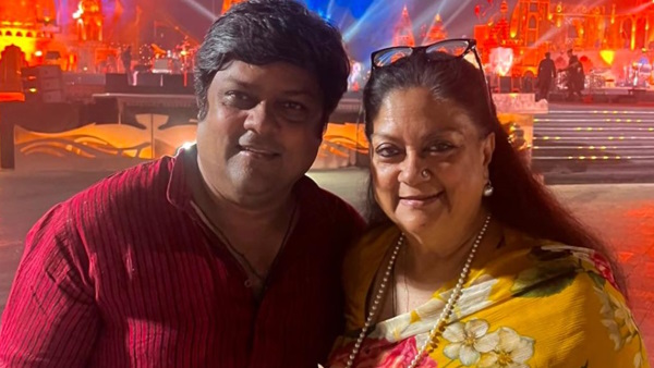 Vasundhara Raje with son Vasundhara Raje with son