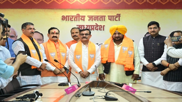 Former IPS officer and retired ADG Sukhraj Singh joins BJP VD Sharma welcomes him