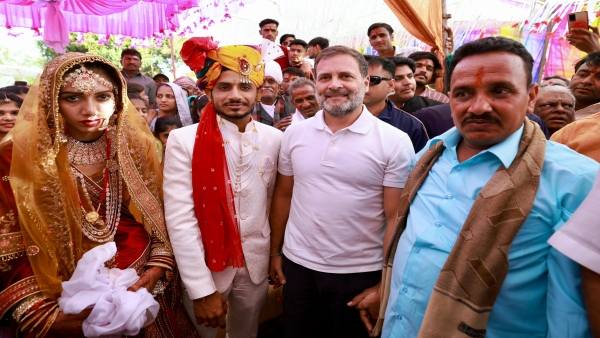 Rahul Gandhi arrives at Raju Panwar s wedding during the Nyaya Yatra road show in Raghogarh Rahul Gandhi arrives at Raju Panwar s wedding during the Nyaya Yatra road show in Raghogarh