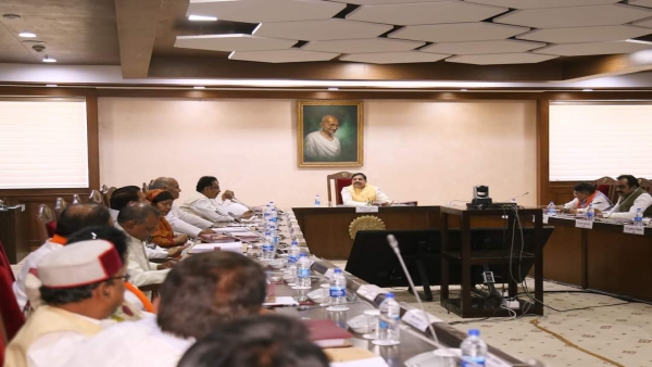 decisions in Mohan Yadav cabinet Kailash Vijayvargiya said - no decision on DA of employees