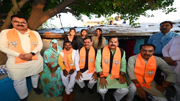 In Panna BJP MP VD Sharma told the workers the strategy to win Khajuraho Lok Sabha