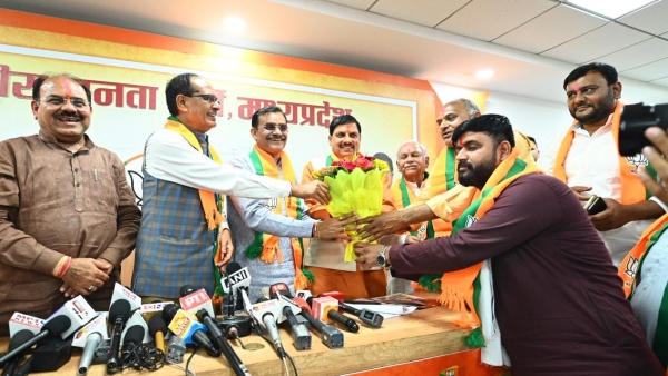 CM Mohan Yadav s big statement on Shashank Bhargava joining BJP from Vidisha Congress