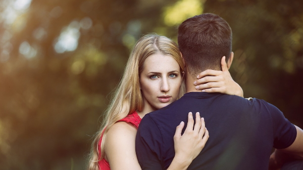 China Woman obsessed with boyfriend