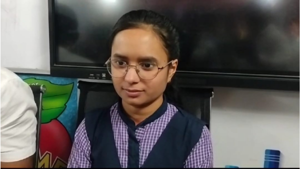 12th topper Anshika Mishra marksheet