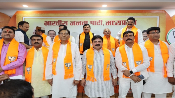 More than 100 Congress leaders and workers including Harivallabh Shukla joined BJP
