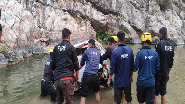 bageshwar news Four youths including two brothers who gone to fetch water for puja dragged death