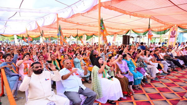 cm dhami