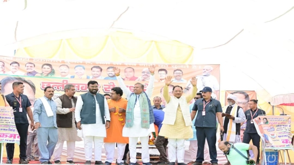 Vishnudev Sai addressed public meetings in Salwah of Mandla Bamani of Dindori and Gopalpur
