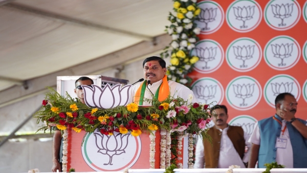Mohan Yadav addressed public meetings in Mandla and Beohari Churhat of Shahdol