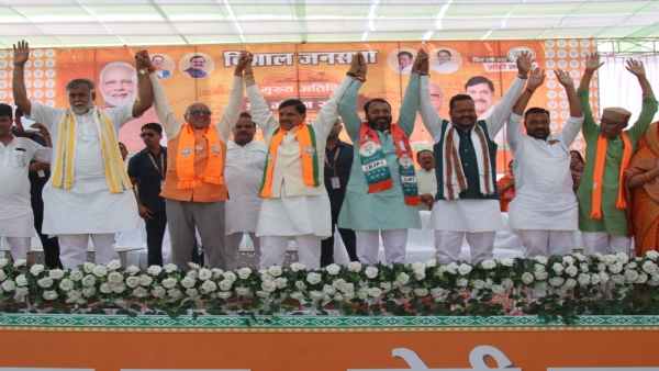 Mohan Yadav addressed public meetings in Mandla and Beohari Churhat of Shahdol