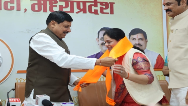 On Parul Sahu joining BJP CM Mohan Yadav made a big statement about Digvijay Singh