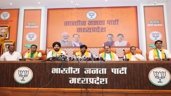 BJP will win all 29 seats of MP including Chhindwara Union Minister Ramdas Athawale predicts BJP will win all 29 seats of MP including Chhindwara Union Minister Ramdas Athawale predicts