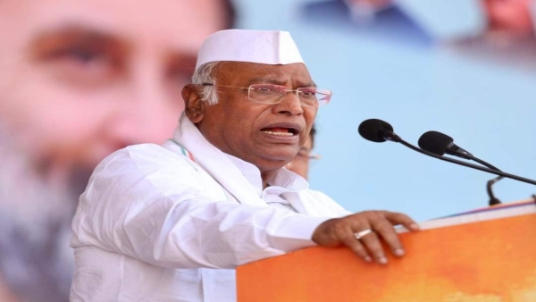 Mallikarjun Kharge and Jitu Patwari gave a big statement about BJP Modi government in Satna