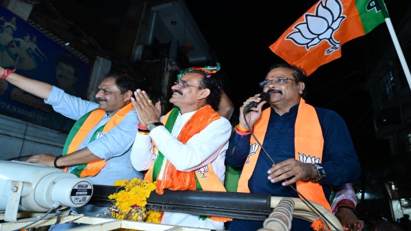 Teach a lesson to Ram s opponents by making Narendra Modi the Prime Minister with a historic majority - VD Sharma