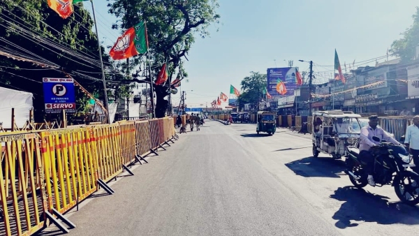 Capital turns saffron during PM Narendra Modi roadshow traffic will remain closed on many routes Capital turns saffron during PM Narendra Modi roadshow traffic will remain closed on many routes
