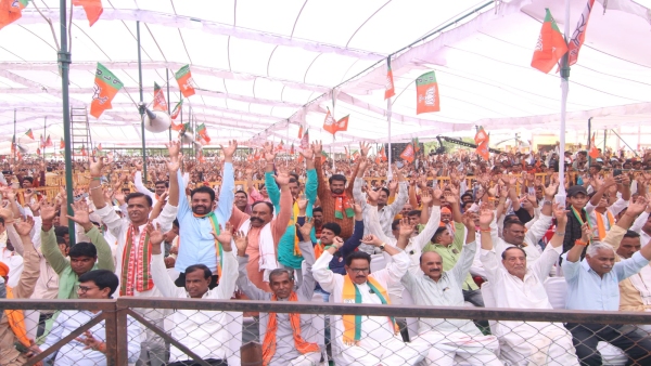 amit-shah-gave-statement-in-rajgarh-and-guna-congress-wants-to-implement-sharia-in-india