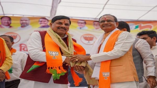 Mohan Yadav Shivraj Singh Chauhan addressed public meeting in Raisen Begumganj of Vidisha Lok Sabha Mohan Yadav Shivraj Singh Chauhan addressed public meeting in Raisen Begumganj of Vidisha Lok Sabha