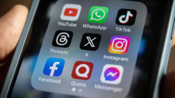 WhatsApp and Threads banned in China WhatsApp and Threads banned in China