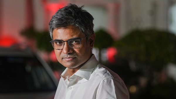 Arvind Kejriwal Sandeep Pathak