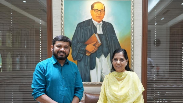 Kanhaiya Kumar met Sunita Kejriwal