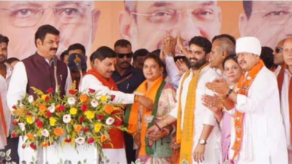 Bina MLA Nirmala Sapre joins BJP Bina MLA Nirmala Sapre joins BJP