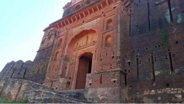 Gulganj Fort Chhatarpur