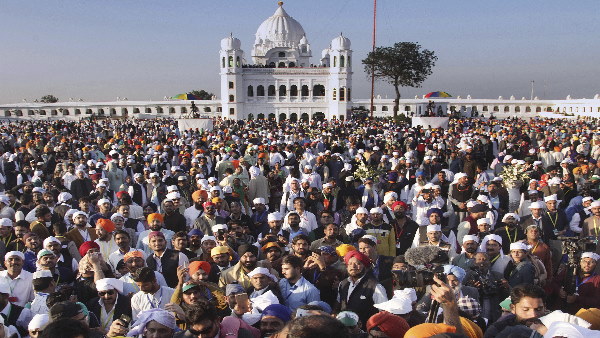 modi kartarpur gurdwara