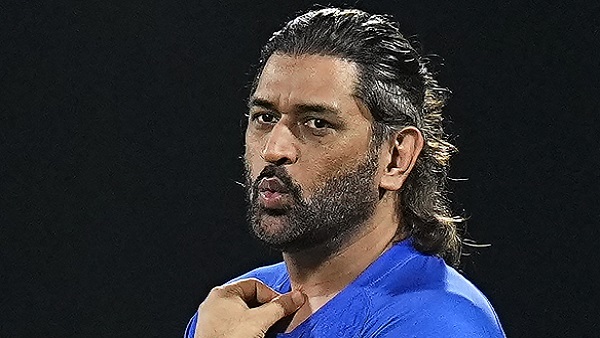 MS Dhoni News
