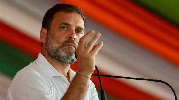 Rahul Gandhi vote for AAP
