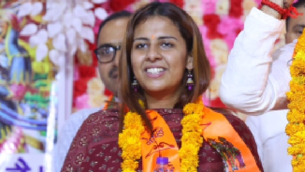 Rhiti Tiwari joined BJP Rhiti Tiwari joined BJP