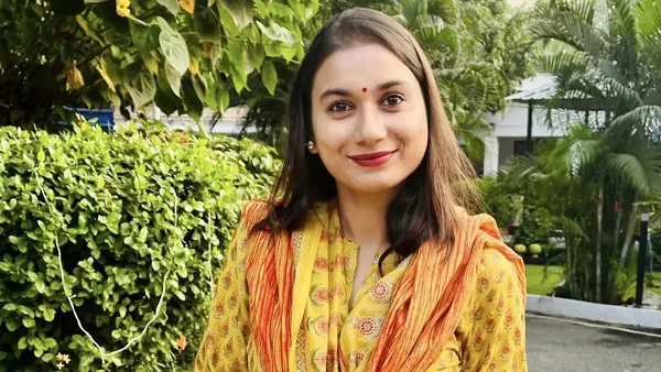 Samastipur Lok Sabha Seat Most Beautiful NDA Candidate Shambhavi Chaudhary LJPR Leader News Samastipur Lok Sabha Seat Most Beautiful NDA Candidate Shambhavi Chaudhary LJPR Leader News