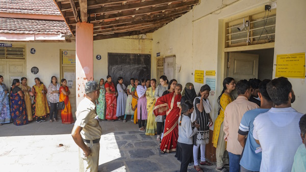 lok sabha election 2024 What are the signs of elections on more than half the seats