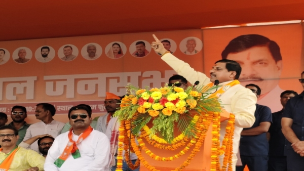 MP CM Mohan Yadav fiercely targets Gandhi family for BJP candidates in Jharkhand