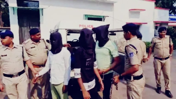 The accused duped college students through a voice app that changed the voice in Sidhi Majhauli