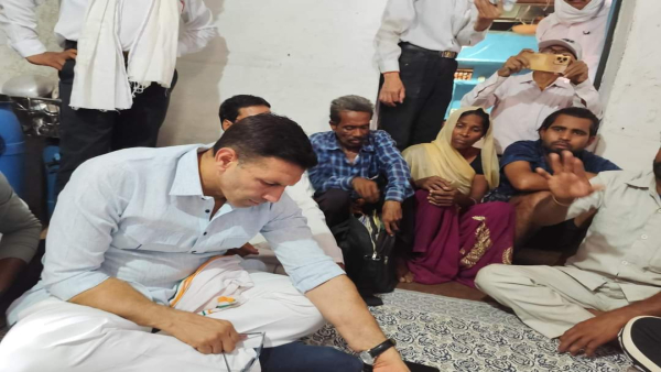 Jitu Patwari reached Barodia Naunagir after the murder of uncle and niece in Dalit family