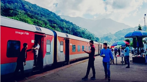 Timings of 55 trains passing through Bhopal will change from October 31