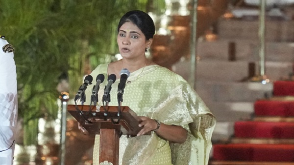 Modi 7 Women Ministers Education