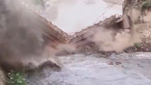 Bridge Patedha and Garauli collapse