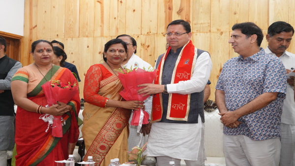 cm dhami