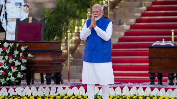 PM Narendra Modi Dress