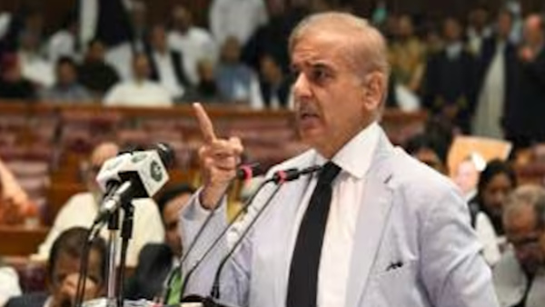 Elections in India echo in Pakistan