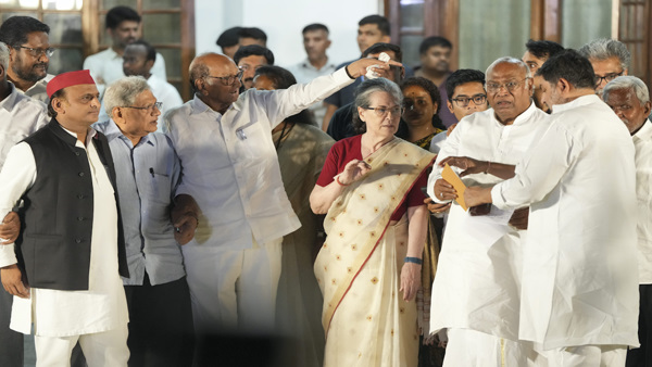 INDIA Alliance meeting at Kharge house