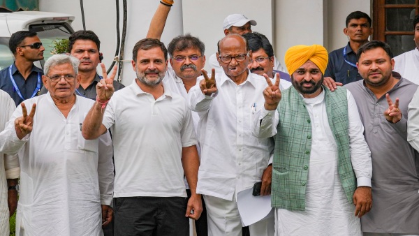 India Bloc delegation