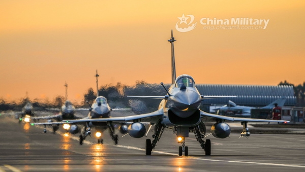 china pakistan deploys J-10 Dragon near india