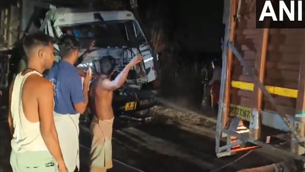 Major road accident in Kaushambi