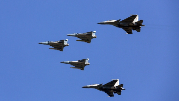 Fighter Jet Mirage 2000