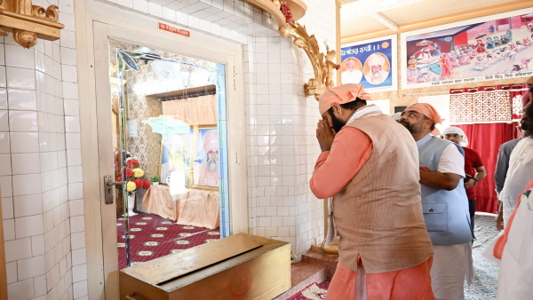 cm saini